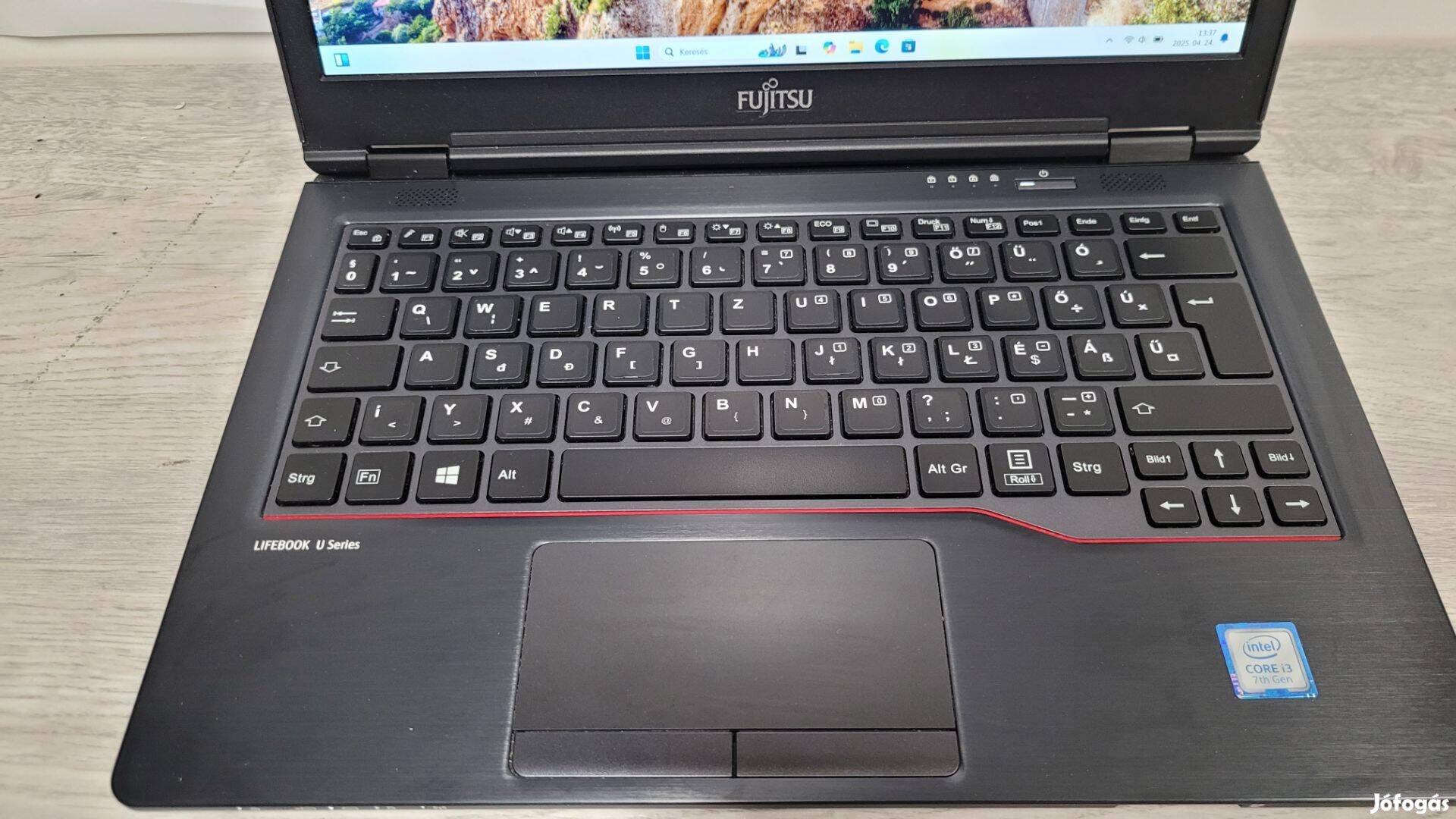 Fujitsu u727 i3-7100 16Gb ram, 256Gb SSD, számla, garancia
