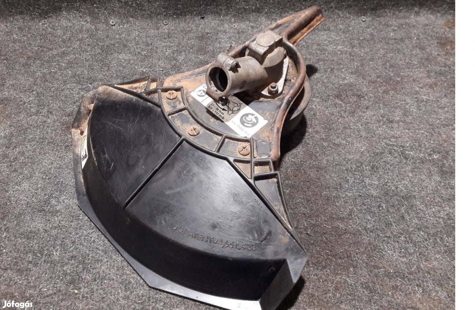 Fűkasza szegélynyíró univerzális vágó fej 4. típus