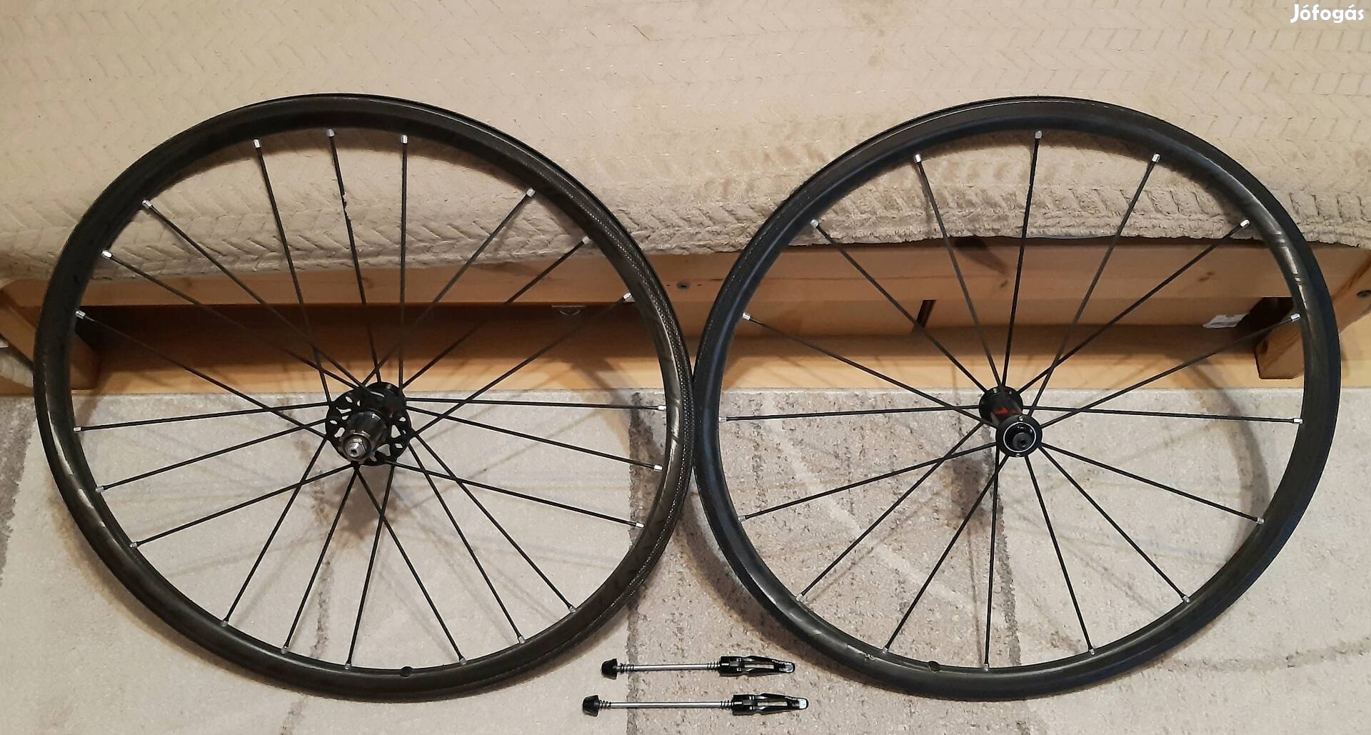 Fulcrum Racing Zero C17 karbon országúti kerékszett. Kb. új!