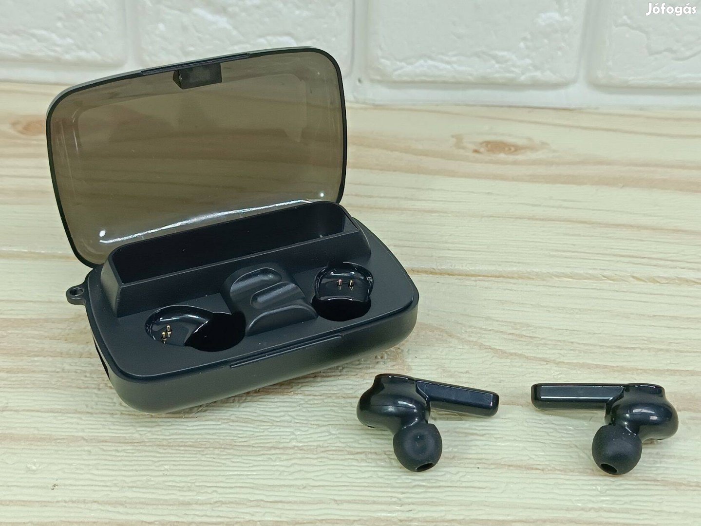 Fülhallgató, Power bank tárolóban, TWS M19 Mini Bluetooth Led kijelzős