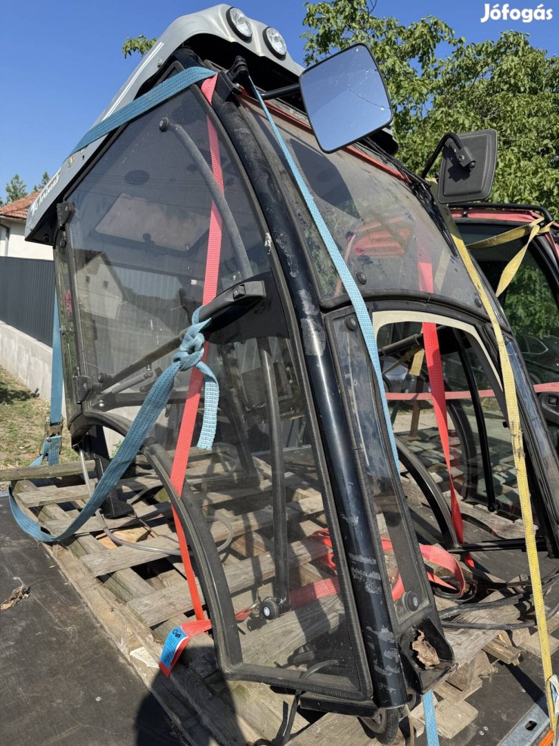 Fülke Kabin Traktor 