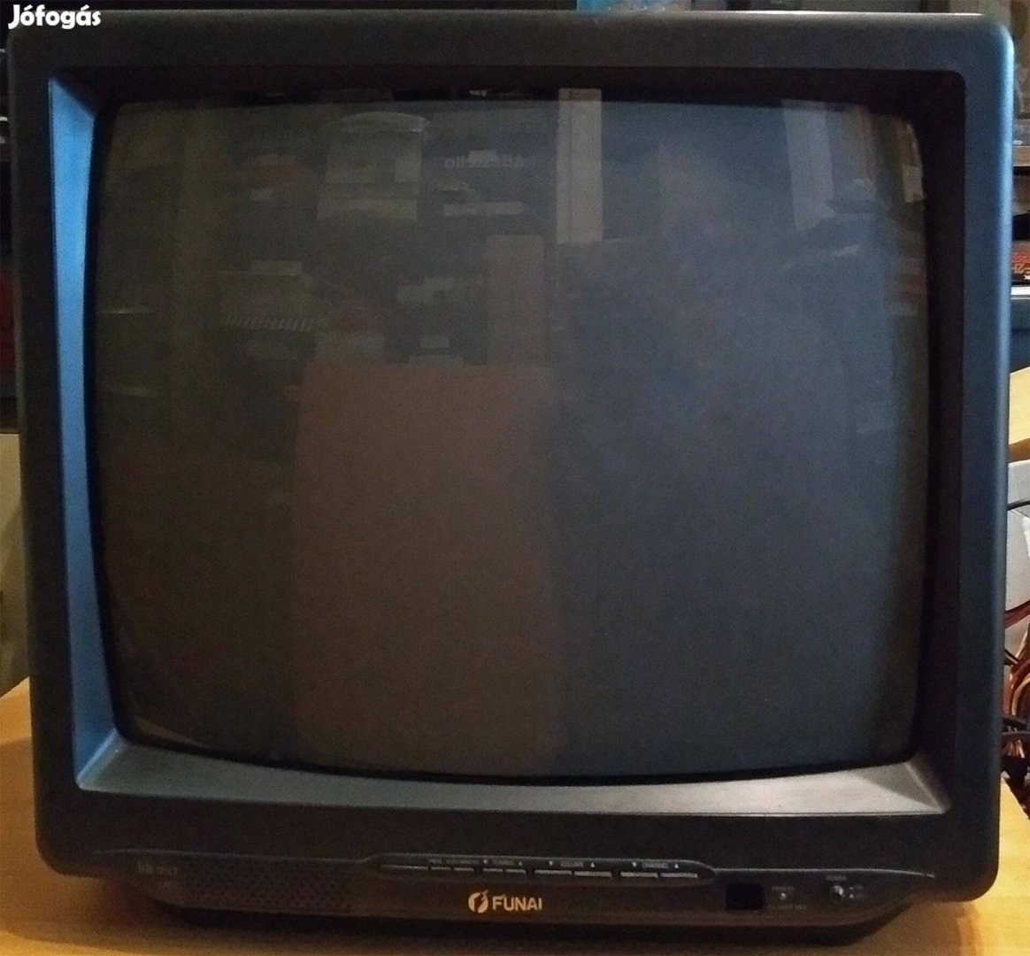 Funai 55 cm-es működő színes TV csere retro számítógép alkatrészekre