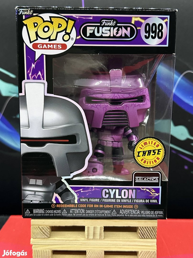 Funko fusion - Cylon funko figura limitált chase kiadás #998