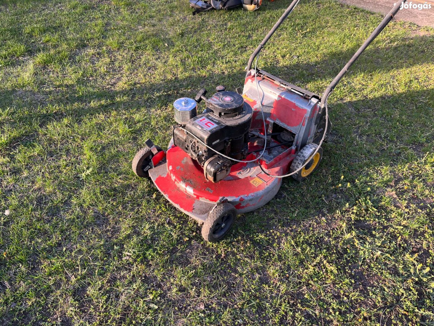 Fűnyíró Eladó
