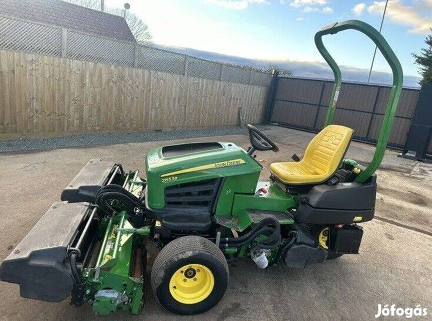 Fűnyíró John Deere 26B-5
