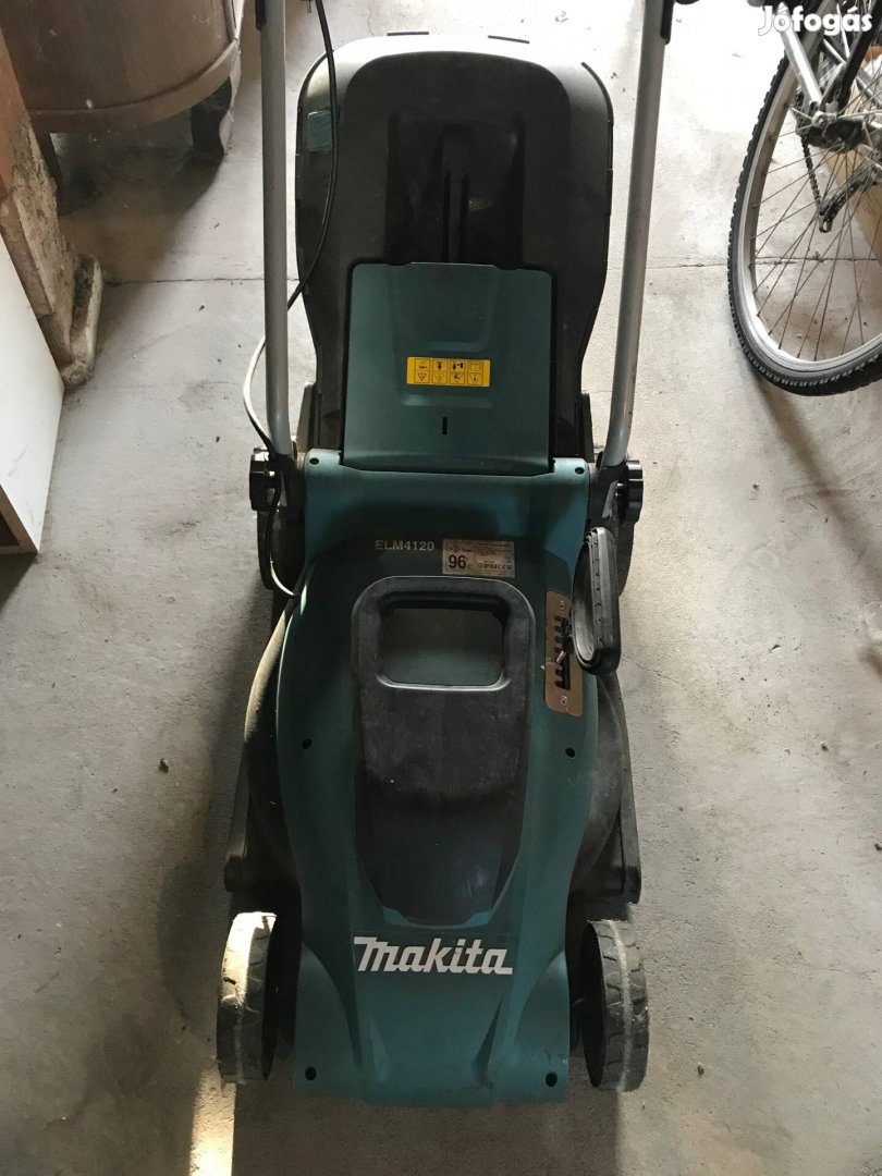 Fűnyíró Makita ELM4120