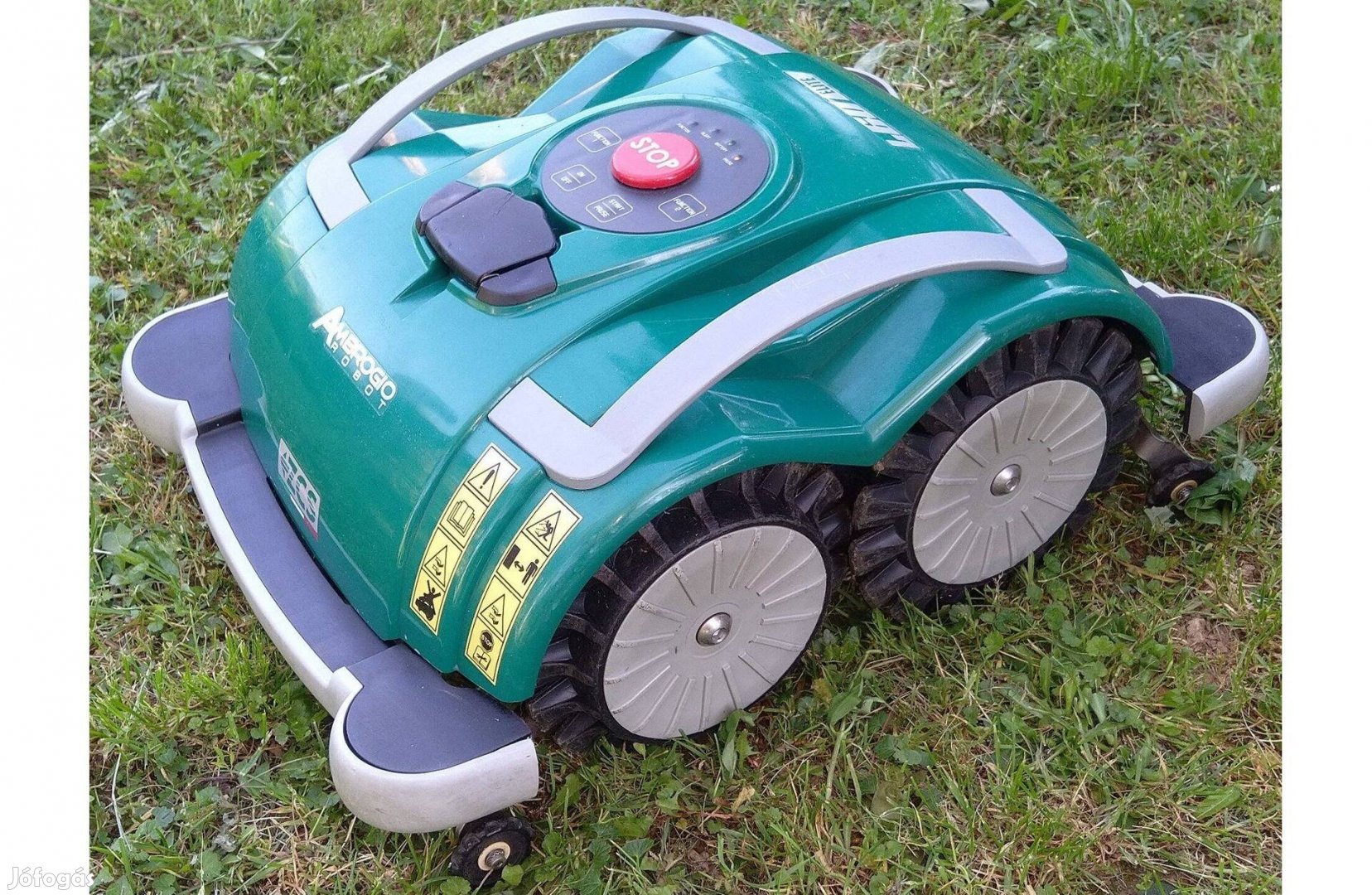 Fűnyíró Robot - Zucchetti Ambrogio L60 Elite fűérzékelős drót nélküli