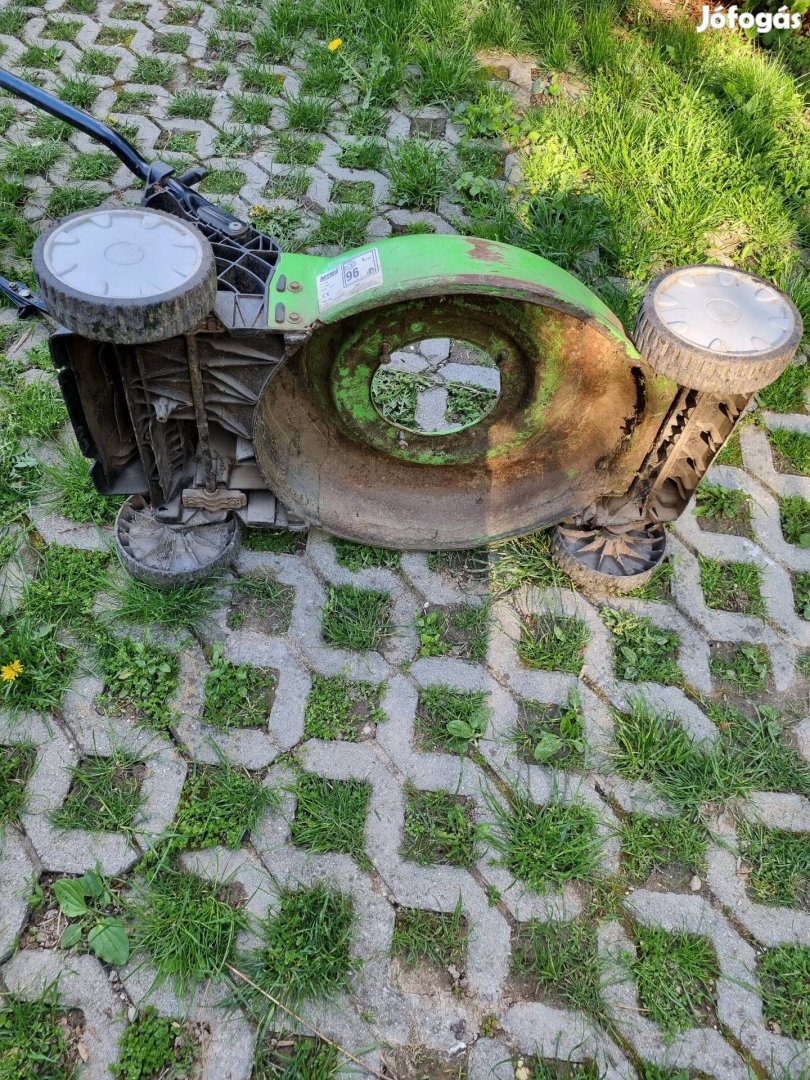 Fűnyíró ház eladó. 