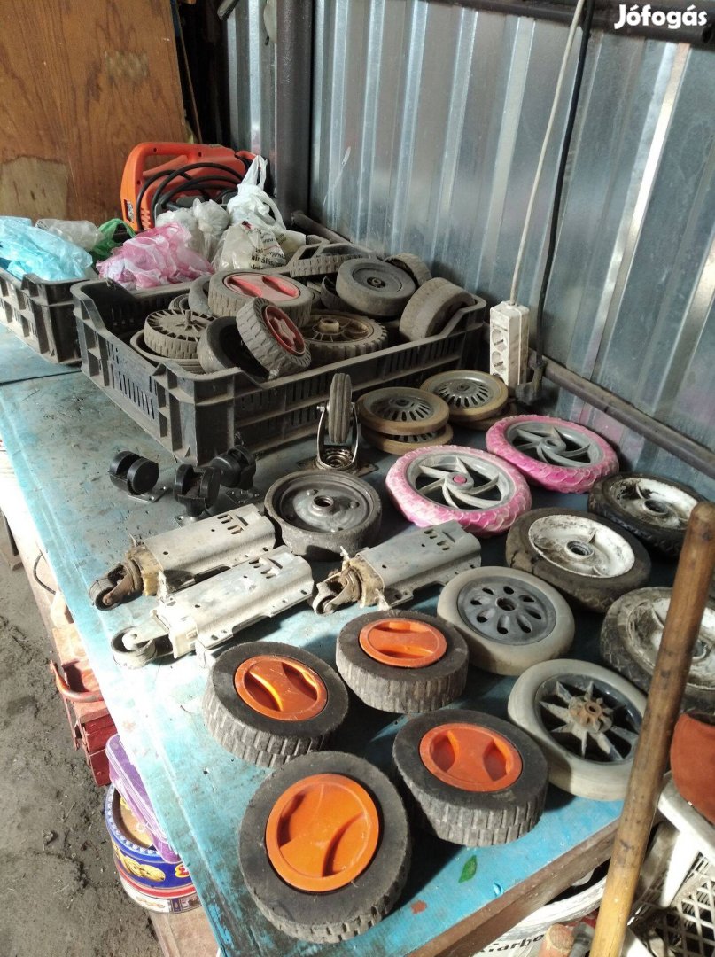 Fűnyíró kerék kűlönböző