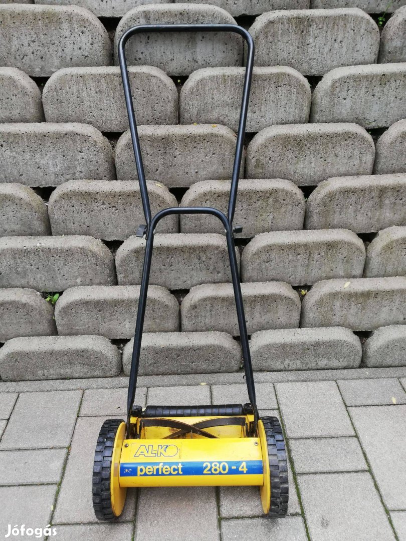 Fűnyíró mélyen a bolti ár alatt
