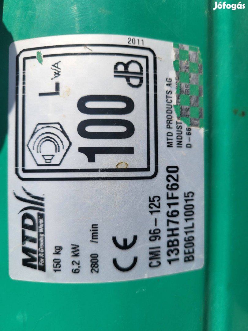 Fűnyíró traktor CMI90-126