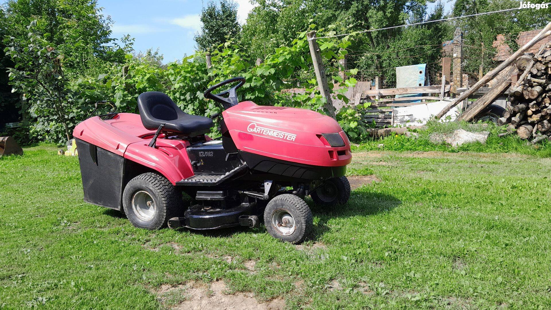 Fűnyíró traktor Castelgarden 12 Le Briggs jó állapotban eladó