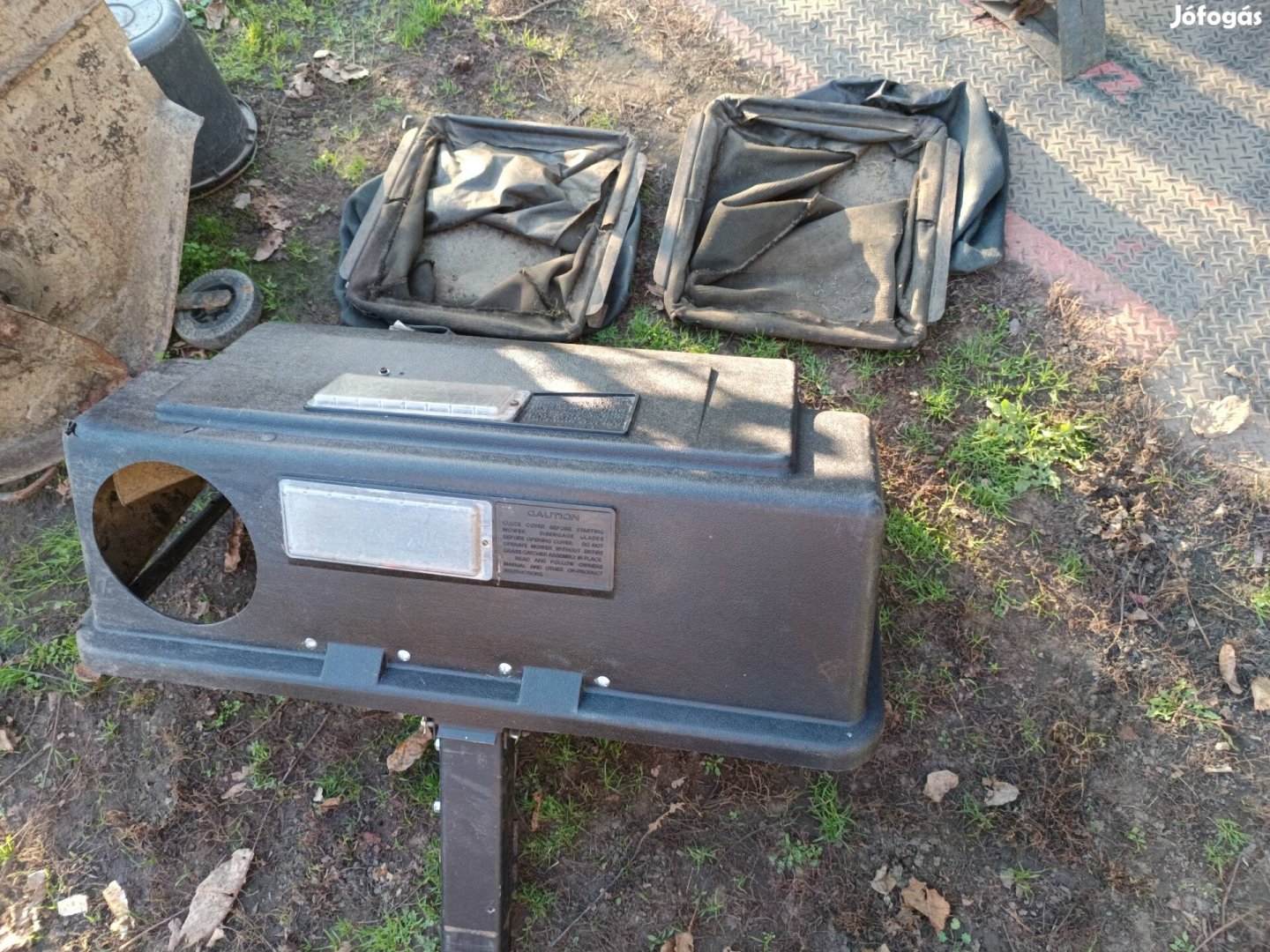 Fűnyíró traktor fűgyüjtő ,deflektor.