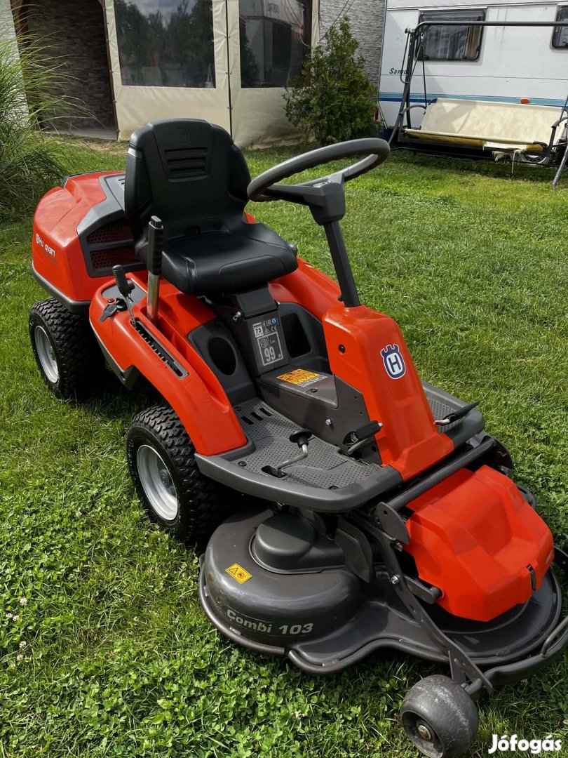 Fűnyiró traktor fűnyirótraktor