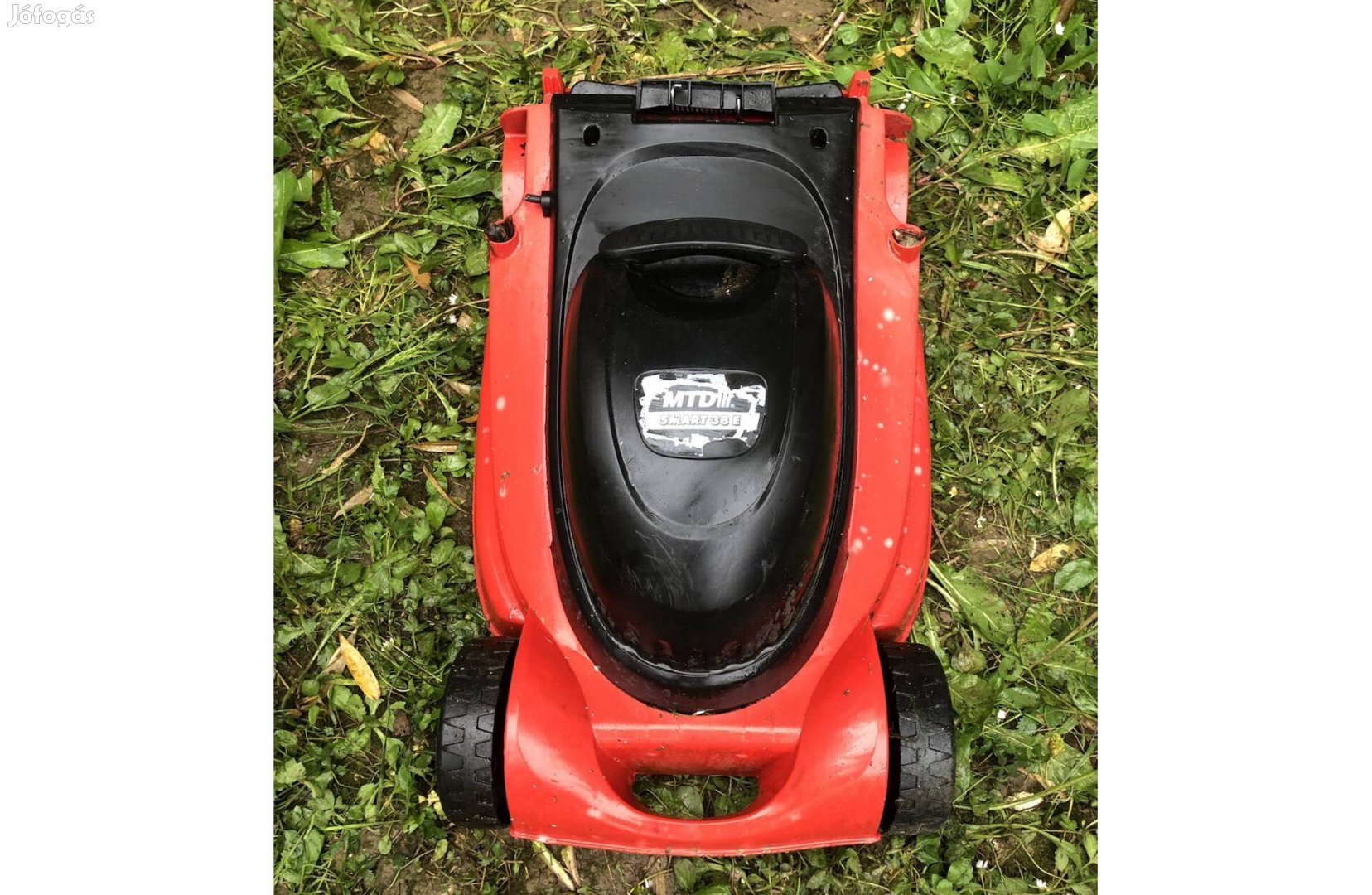 Fűnyírógép váz burkolat ,alkatrésznek 3000 Ft Lenti