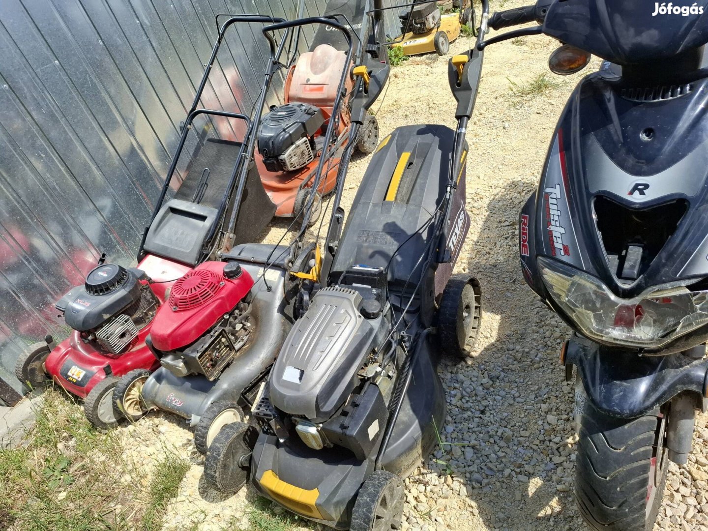 Fünyirók egyben is eladók kb 12db!