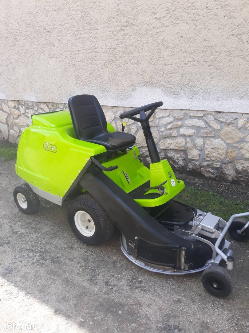 Fünyirotraktor fűnyíró traktor Gazvagó Girillo 16-le briggs 