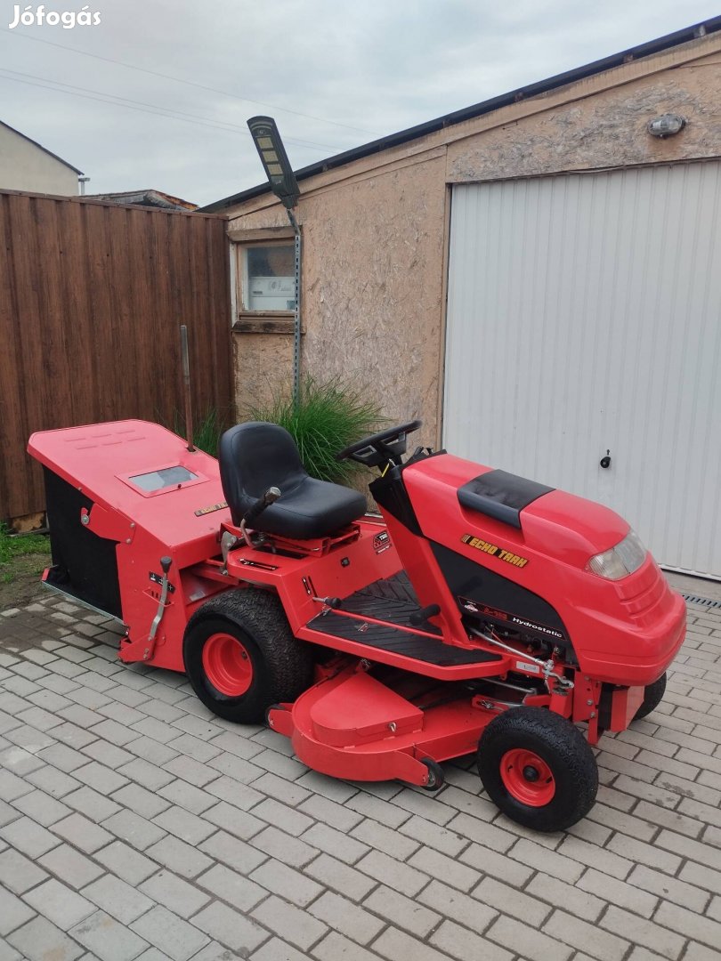 Fünyirotraktor fűnyíró traktor Seprű kosaras 18-le