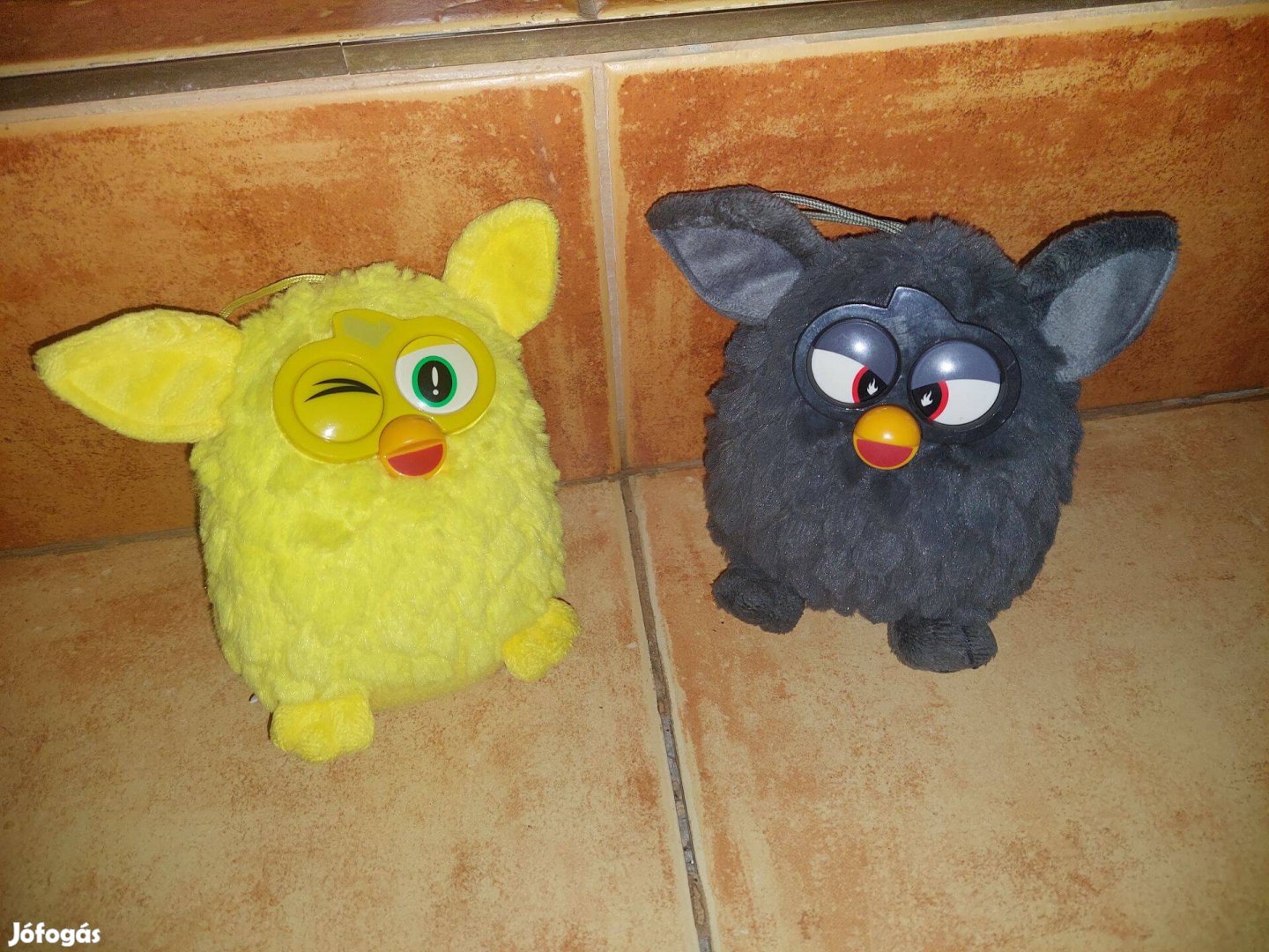 Furby 18 cm-es