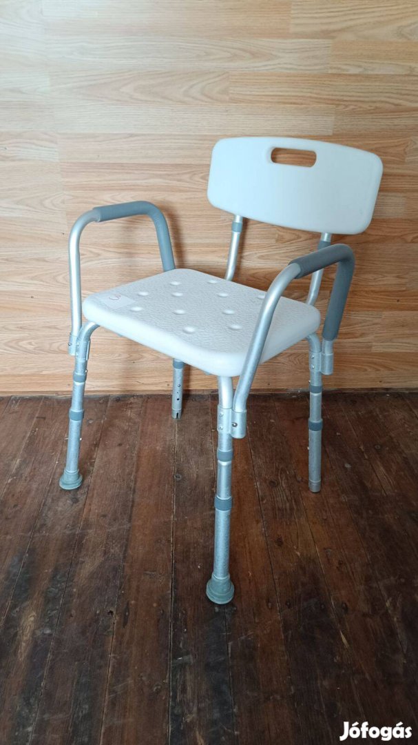 Fürdetőszék karfákkal - állítható ülésmagasság! 3