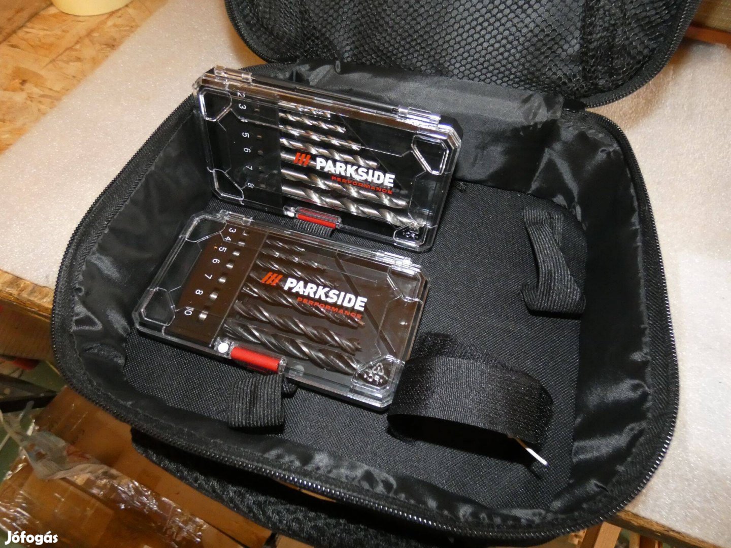 Fúrókészletek táskával