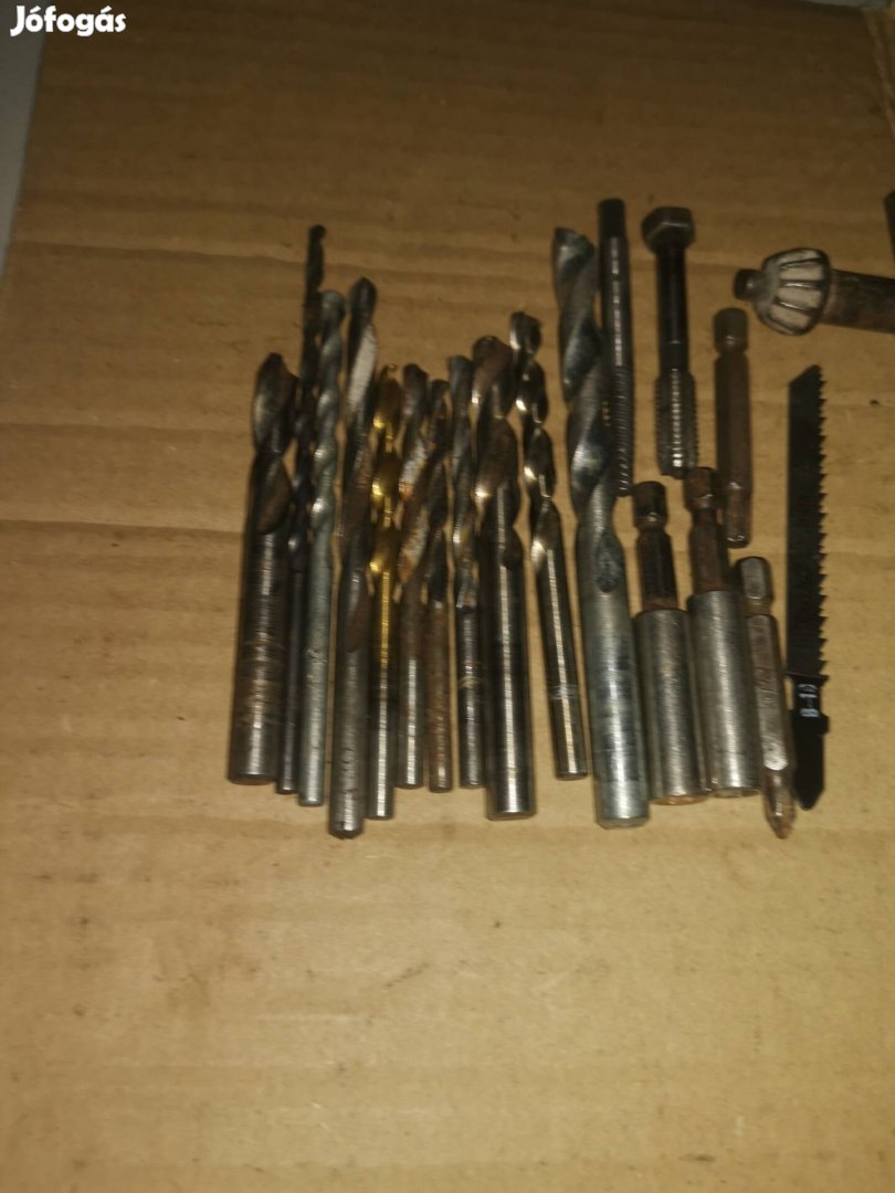 Fúrószárak egyben