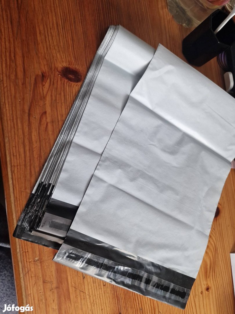 Futár tasak 20x30cm