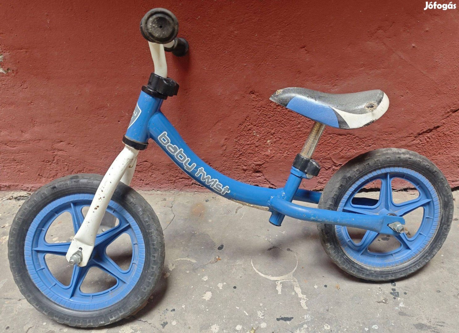 Futóbicikli Boráros térnél