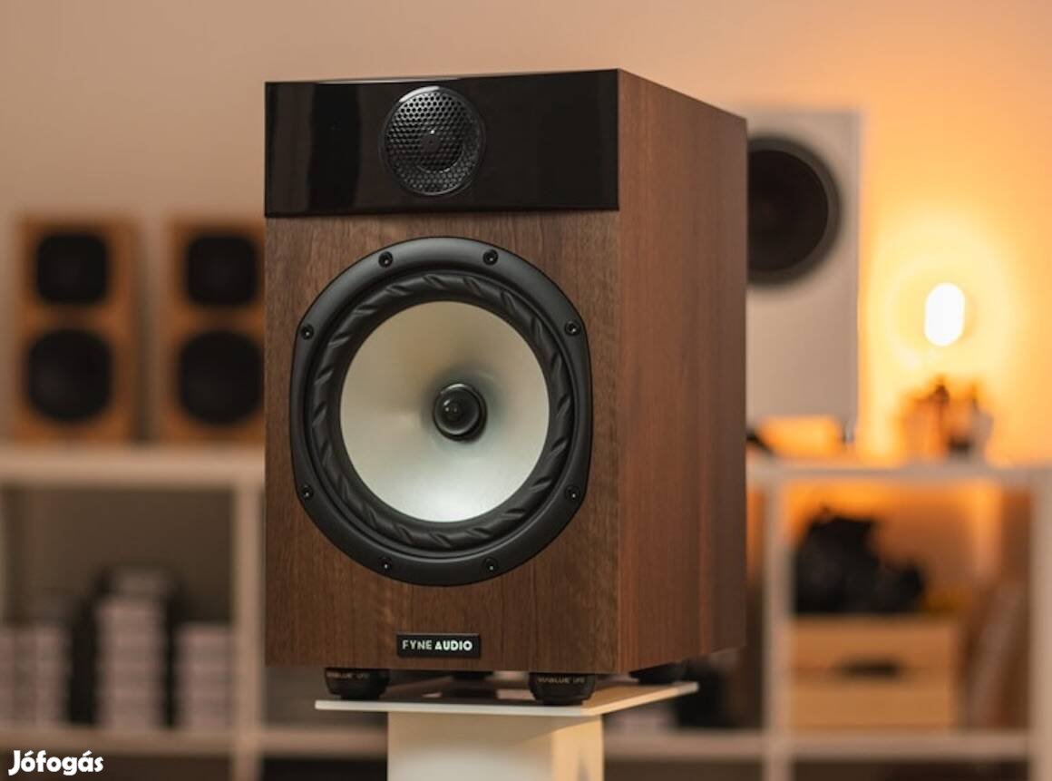 Fyne Audio F301 polcsugárzó Walnut gyönyörű állapot