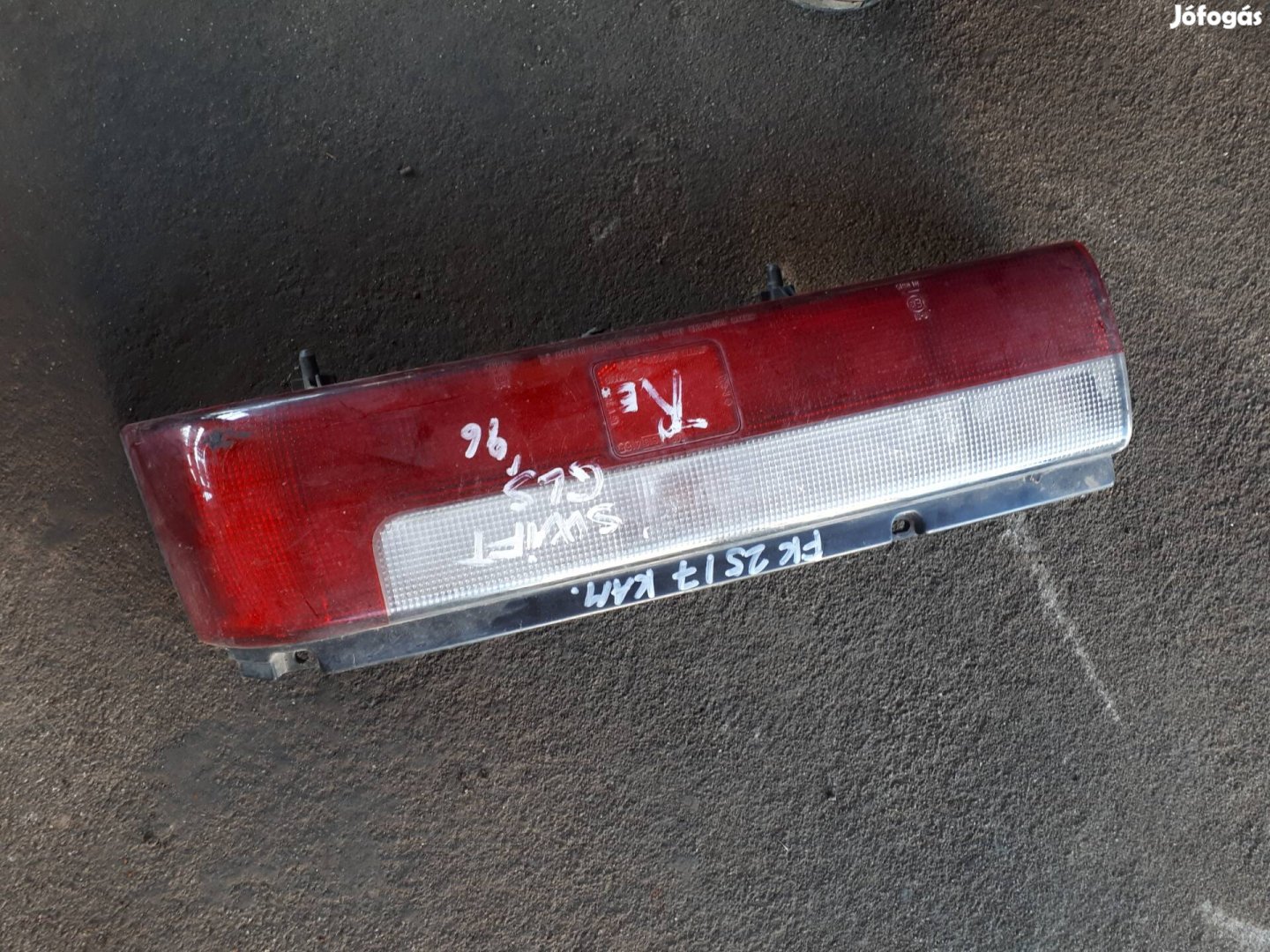 GEO METRO, Suzuki Swift, jobb hátsó lámpa 