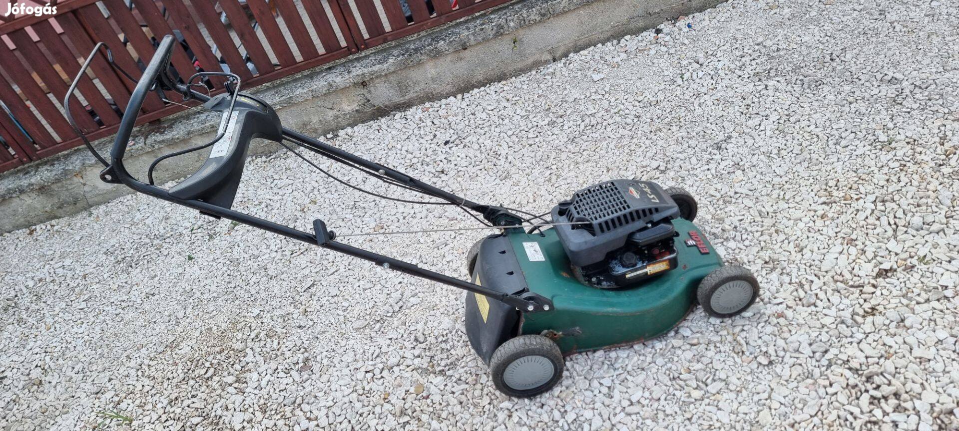 GGP Italy 48cm-es fémházas önjáró Briggs&Stratton benzines fűnyíró