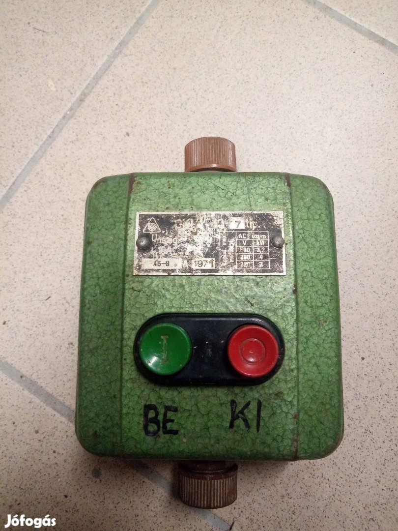 GKM 10-7 nyomógombos motorindító kapcsoló