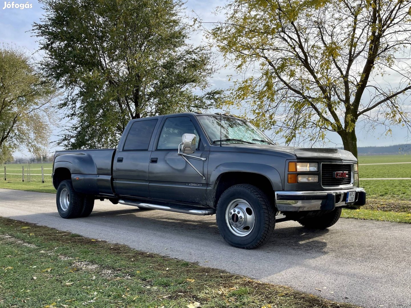 GMC Sierra 3500 HD dually pickup