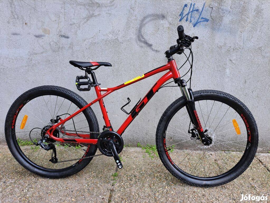 GT Agressor MTB kerékpár újszerű