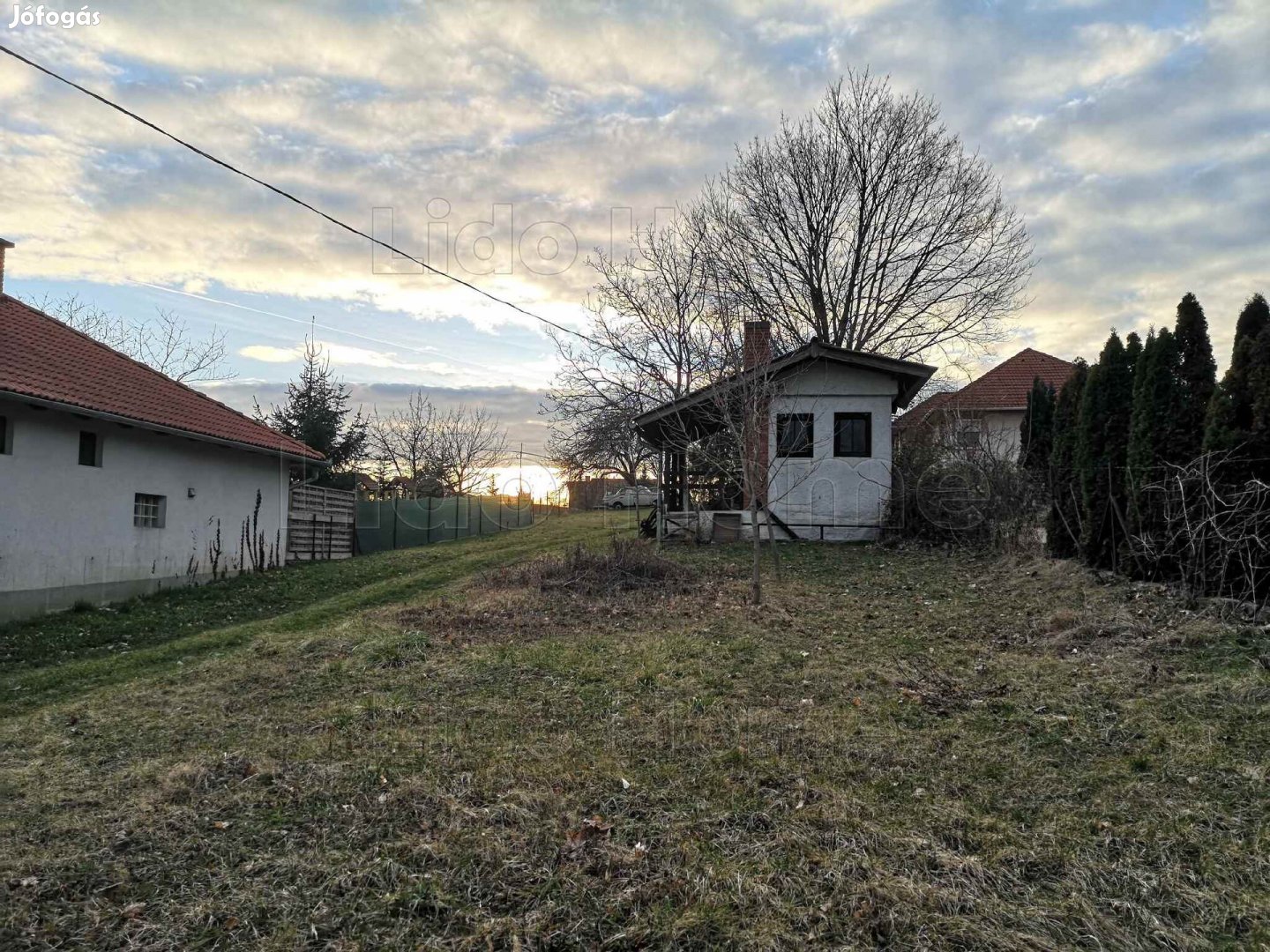 GYŐRÚJBARÁTON PANORÁMÁS TELEK ELADÓ!