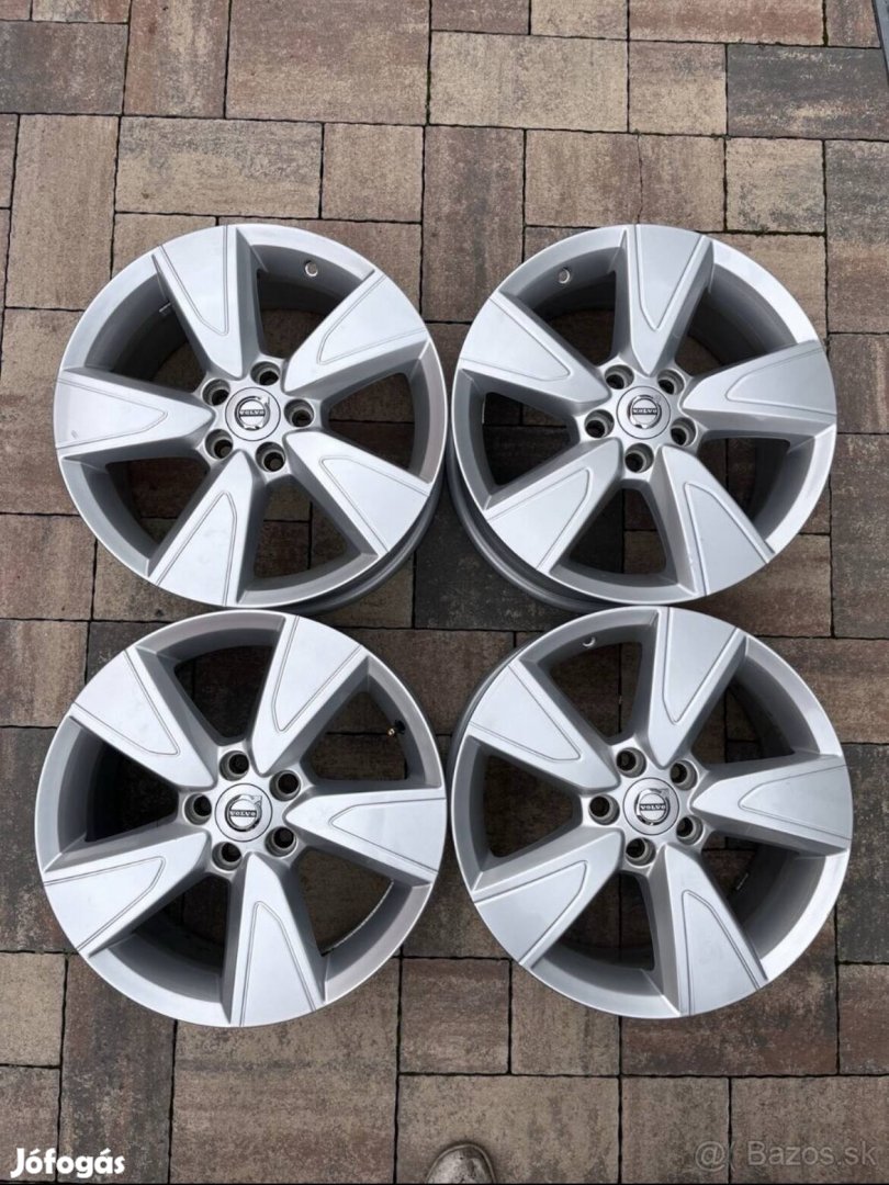 Gýari alufelni garnitúra Volvo R17, 5x108