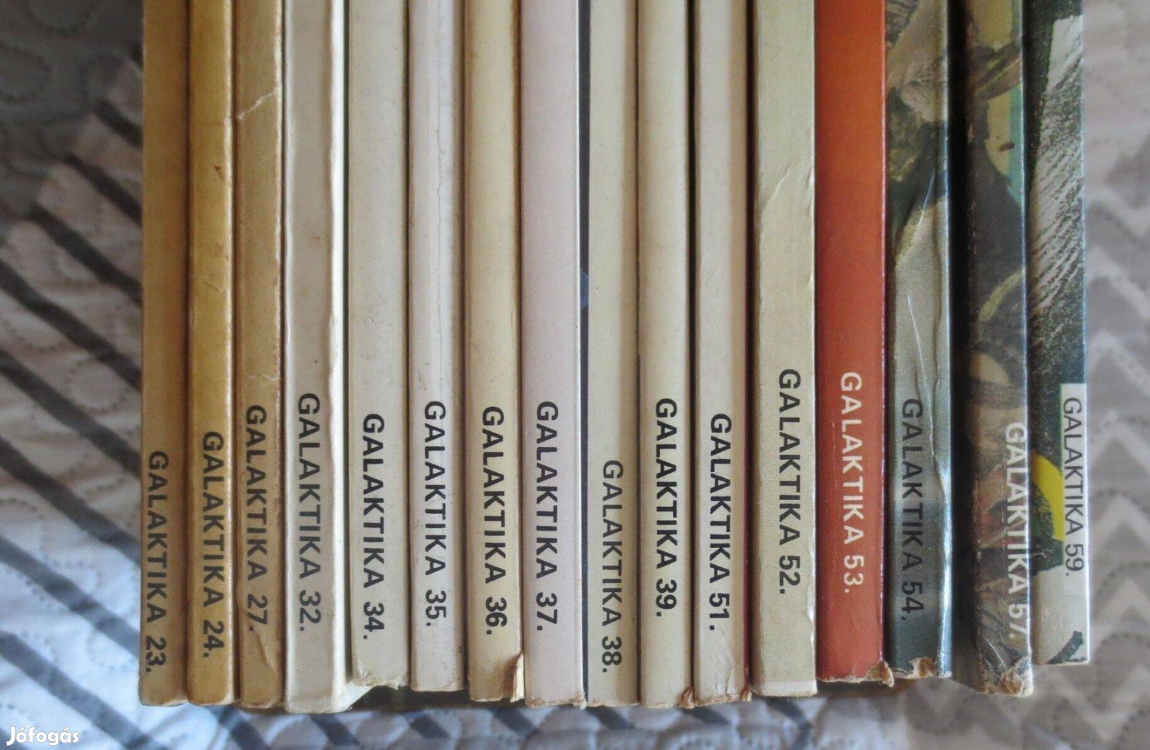 Galaktika magazinok eladók