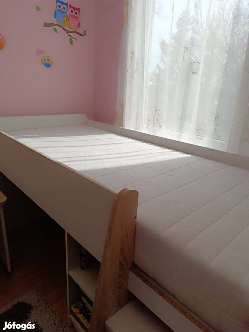 Galériaágy+ íróasztal