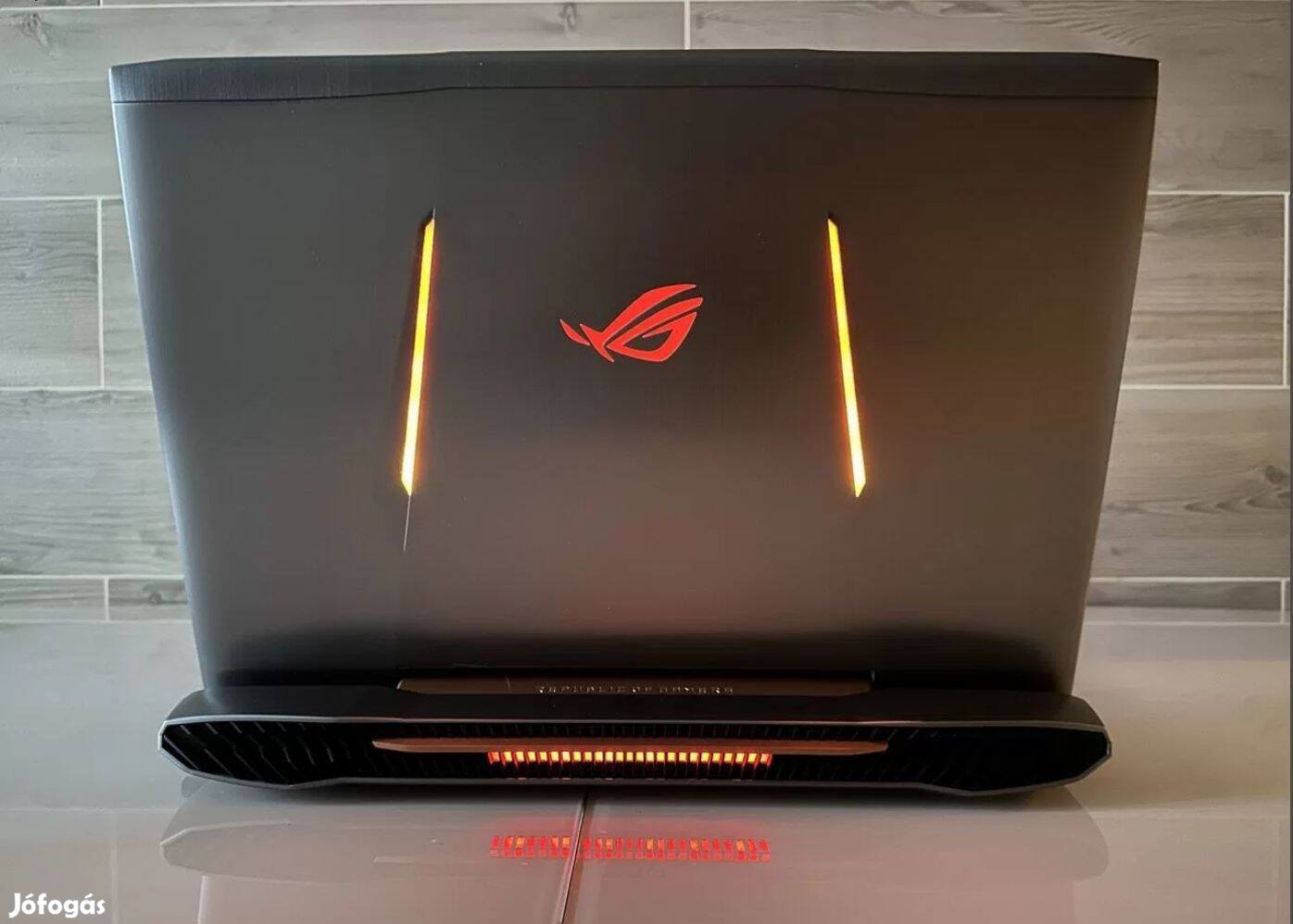 Gamer Asus laptop eladó i7-es 512GB SSD + 1TB HDD