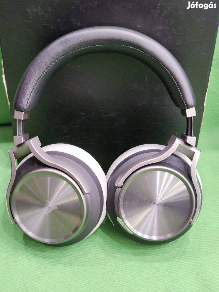 Gamer fejhallgató Corsair Virtuoso RGB Wireless SE vezeték