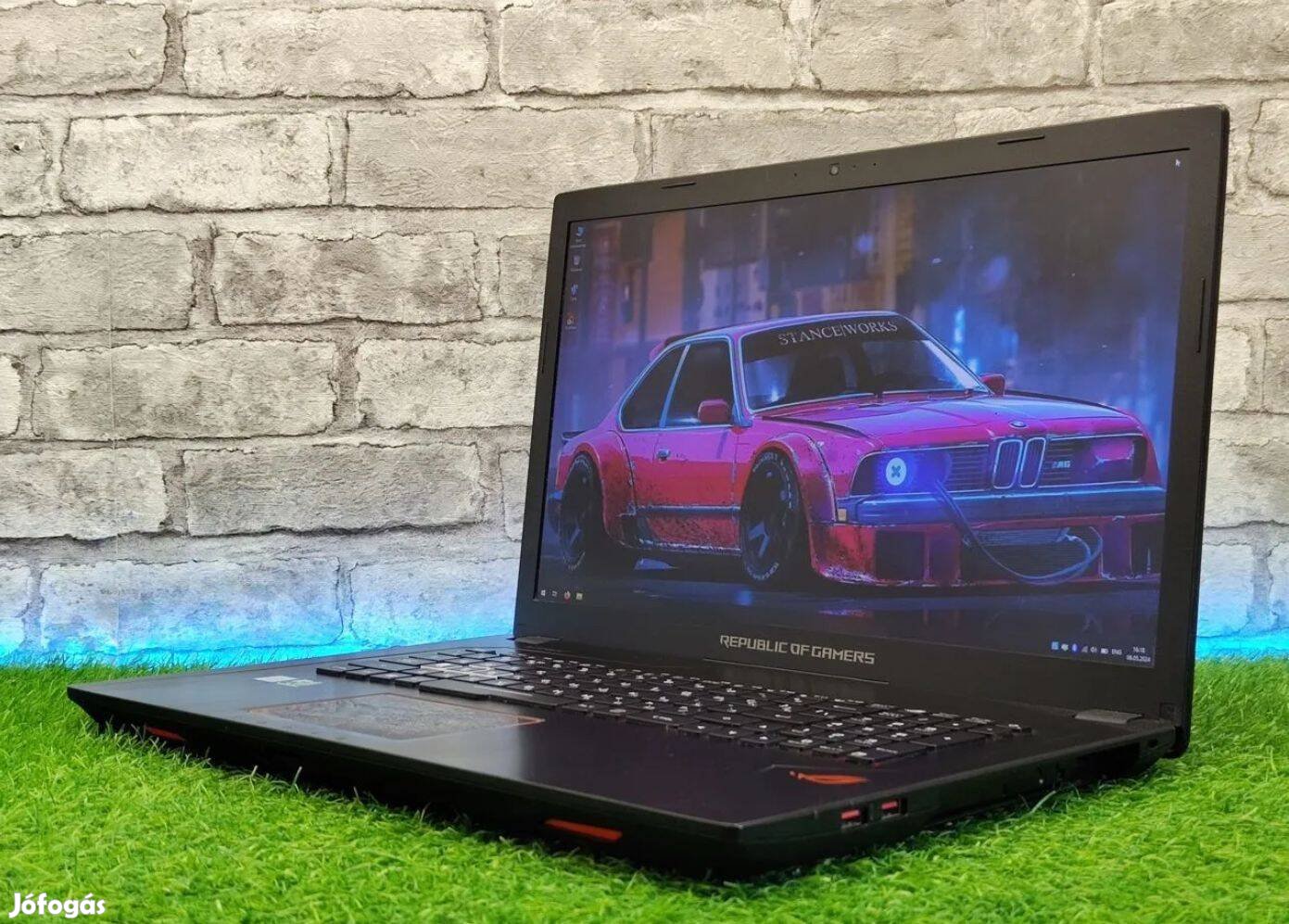 Gamer full óriás Asus rog laptop Gtx 1080 8GB 120Hz IPS