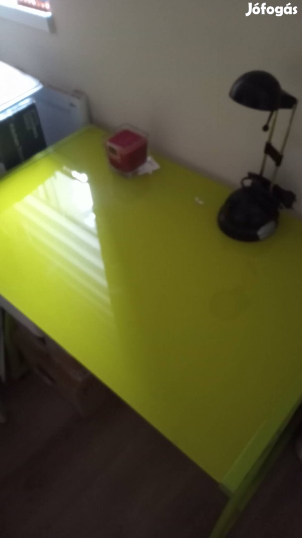 Gamer íróasztal 