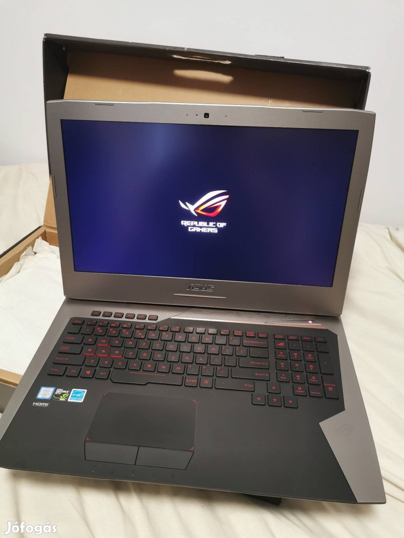 Gamer laptot Asus ROG G572VL 16GB RAM Dobozzal