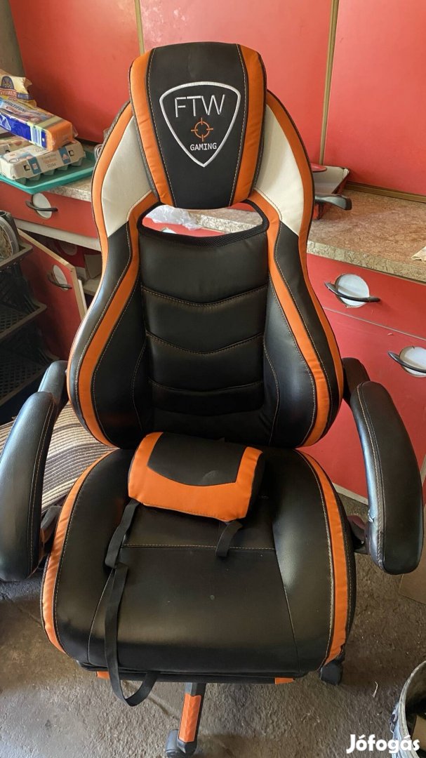 Gamer szék eladó