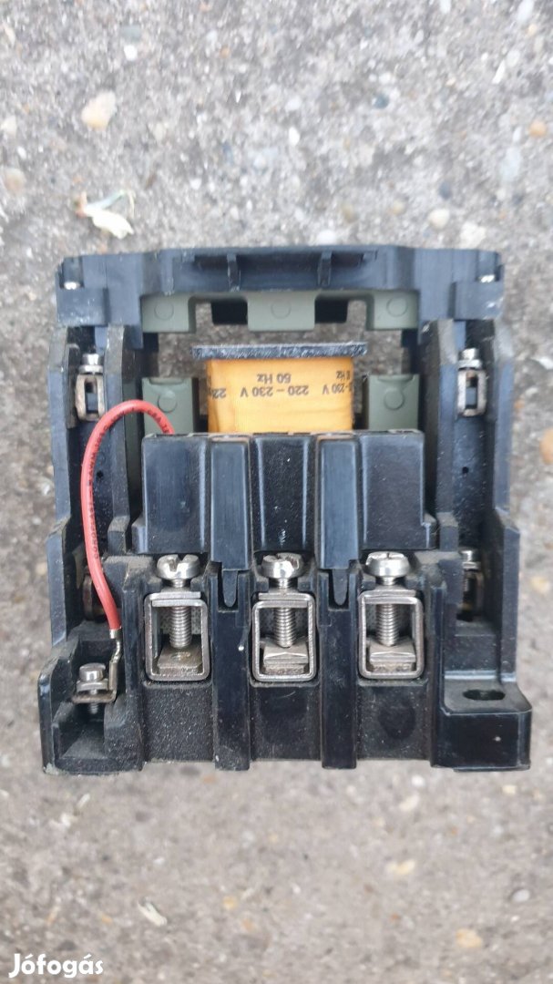 Ganz DIL 2 22d mágneskapcsoló 230v tekerccsel
