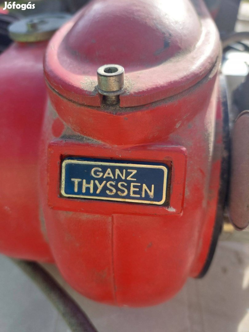 Ganz Thyssen N-10 olajégő és fém tartály