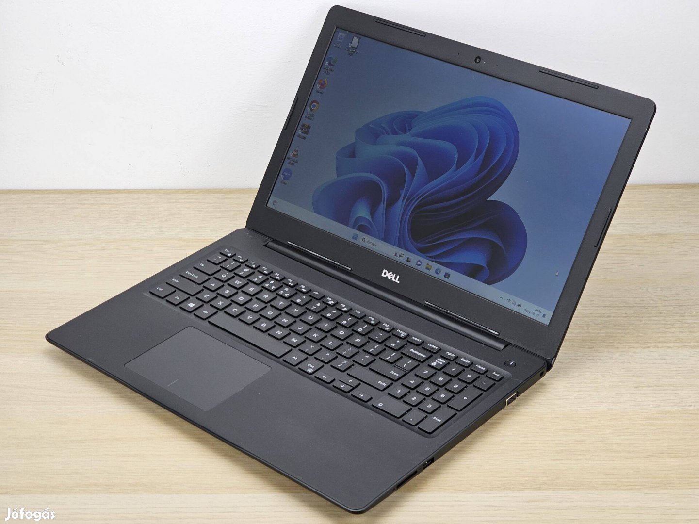 Garanciális Dell Latitude 3590 laptop, Intel Core i5, 4 GB RAM