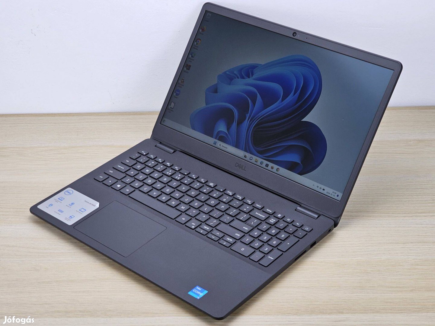 Garanciális Dell Vostro 3500 + IRIS XE laptop, Intel Core i5 11th gen