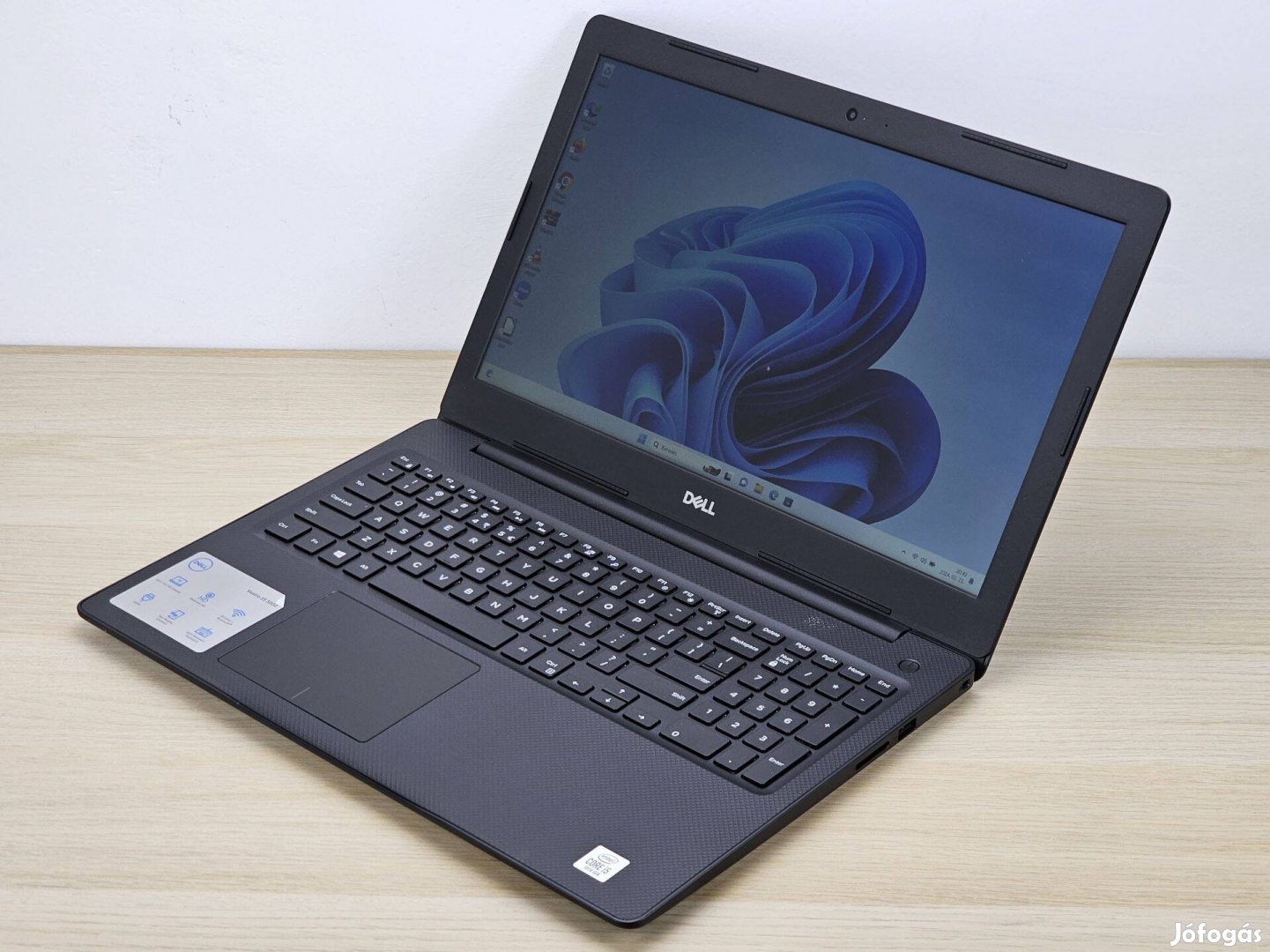 Garanciális Dell Vostro 3591 laptop, Intel Core i5 10th gen, 8 GB RAM