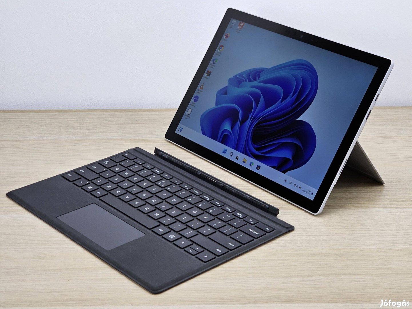 Garanciális, érintőképernyős Microsoft Surface Pro 4 laptop-tablet